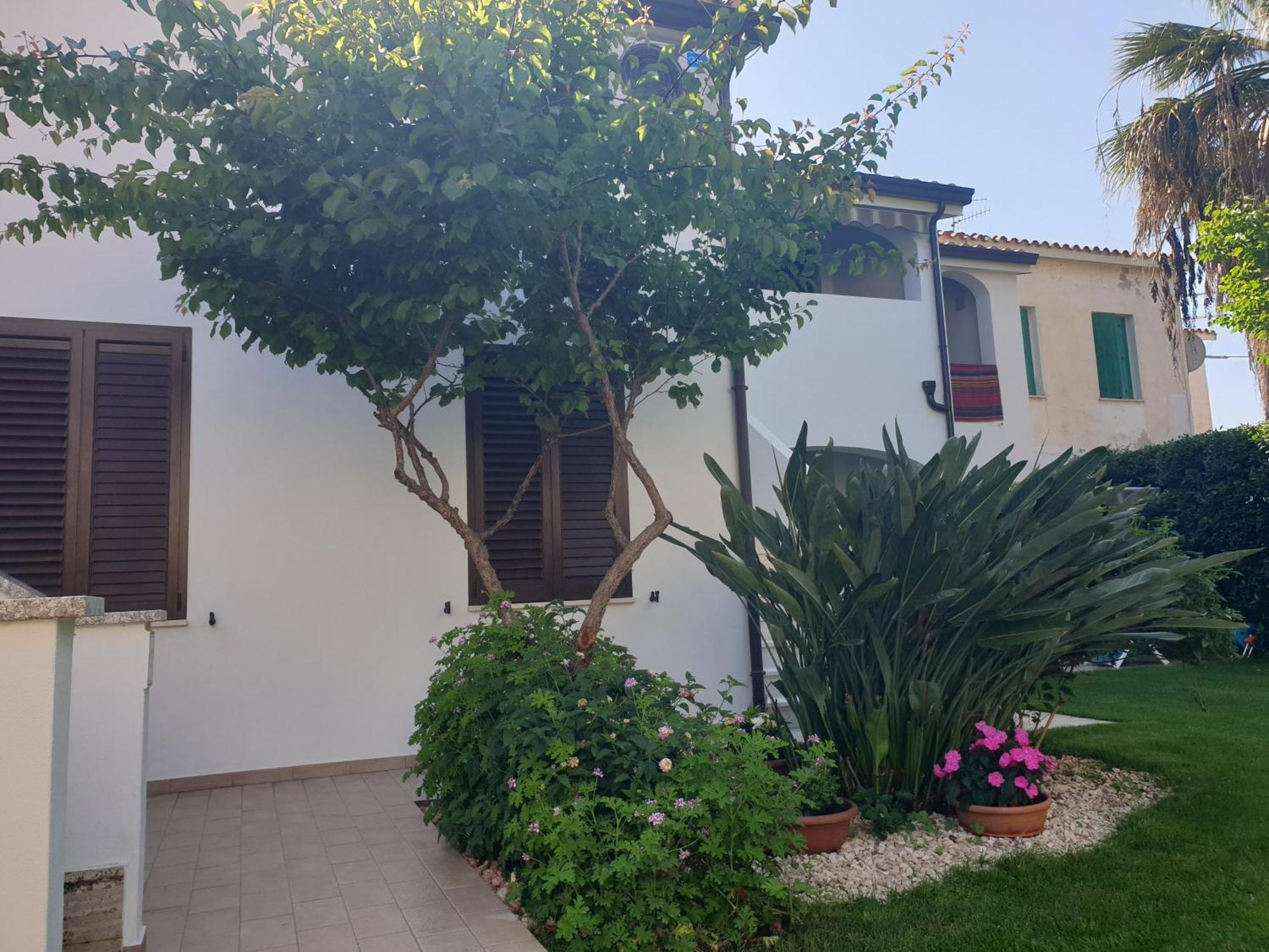 La Casa Di Laura Apartment Tortolì Екстериор снимка