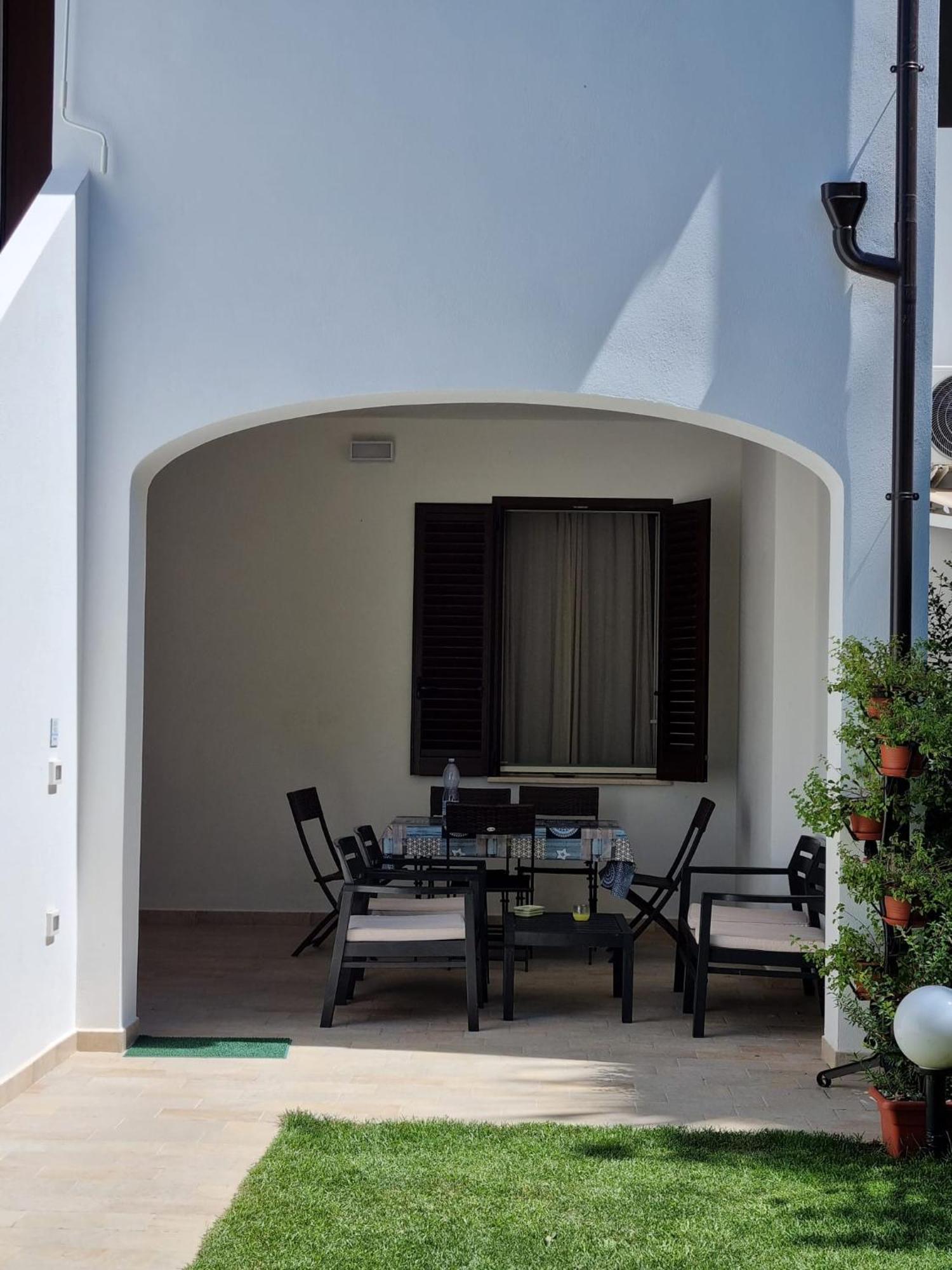 La Casa Di Laura Apartment Tortolì Екстериор снимка