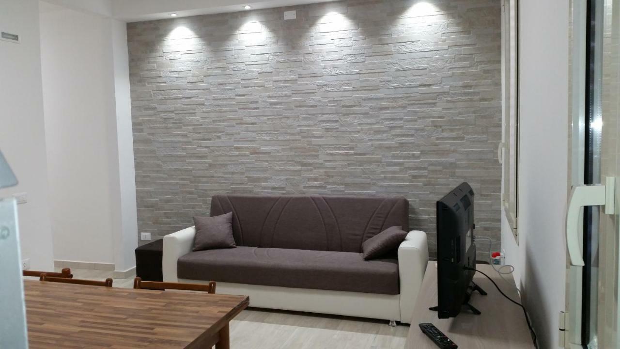 La Casa Di Laura Apartment Tortolì Екстериор снимка
